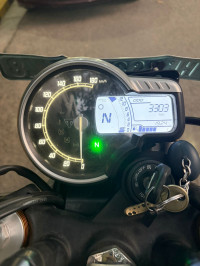 Triumph Speed 400