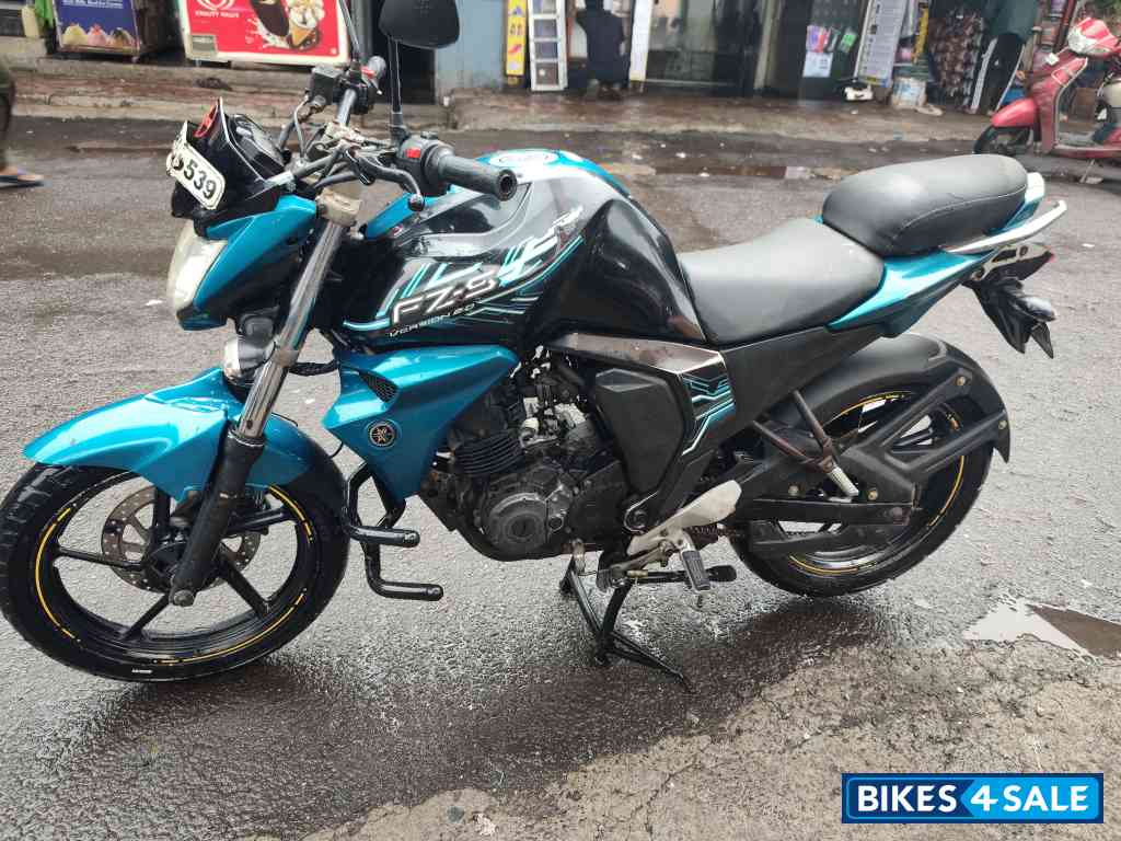Yamaha FZ-S FI V2