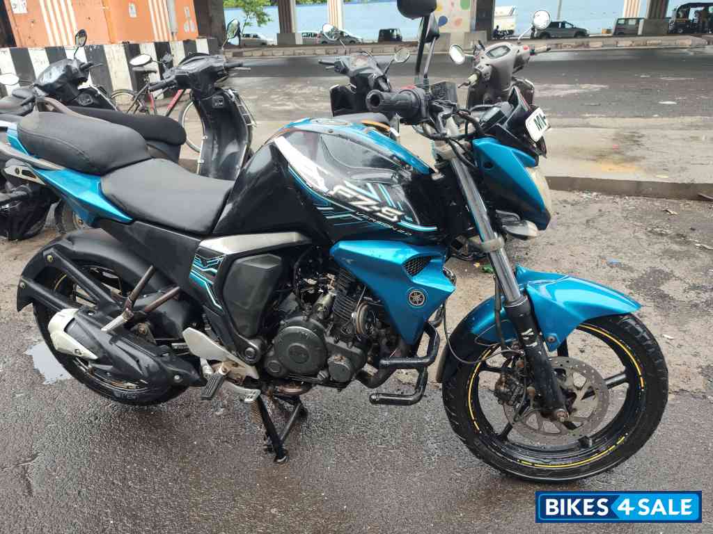 Yamaha FZ-S FI V2 Yamaha FZ-S FI V2