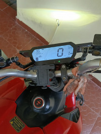 Red Revolt RV 400