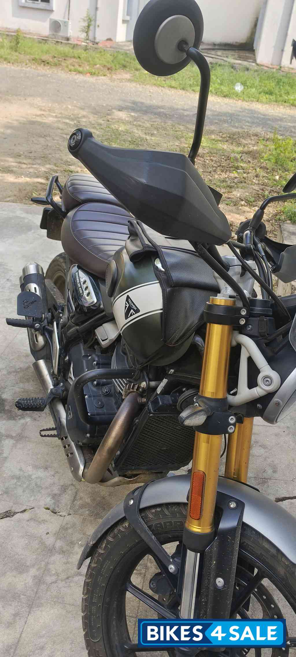 Triumph Scrambler 400 X
