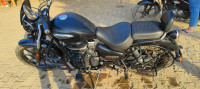 Black Royal Enfield Meteor 350