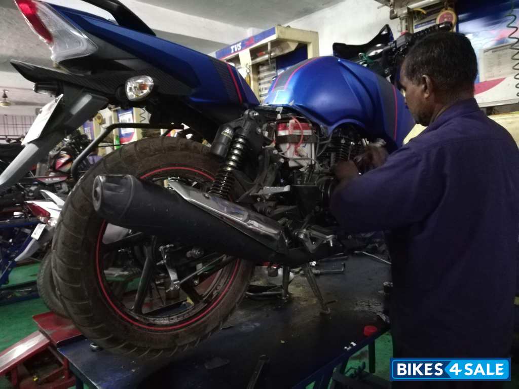 Matte Blue TVS Apache RTR 160