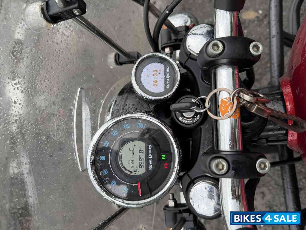 Red Royal Enfield Meteor 350 Supernova Red Royal Enfield Meteor 350 Supernova