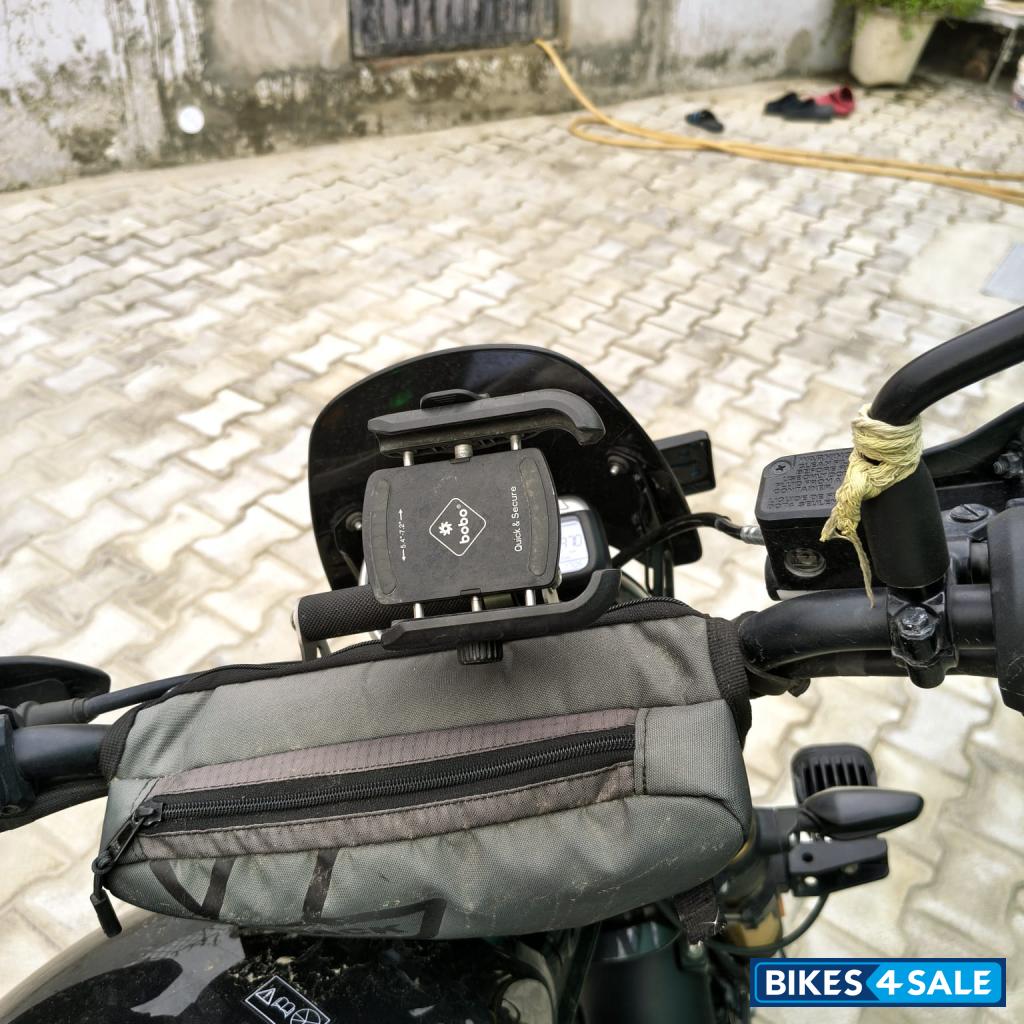 Black Triumph Scrambler 400 XC Black Triumph Scrambler 400 XC