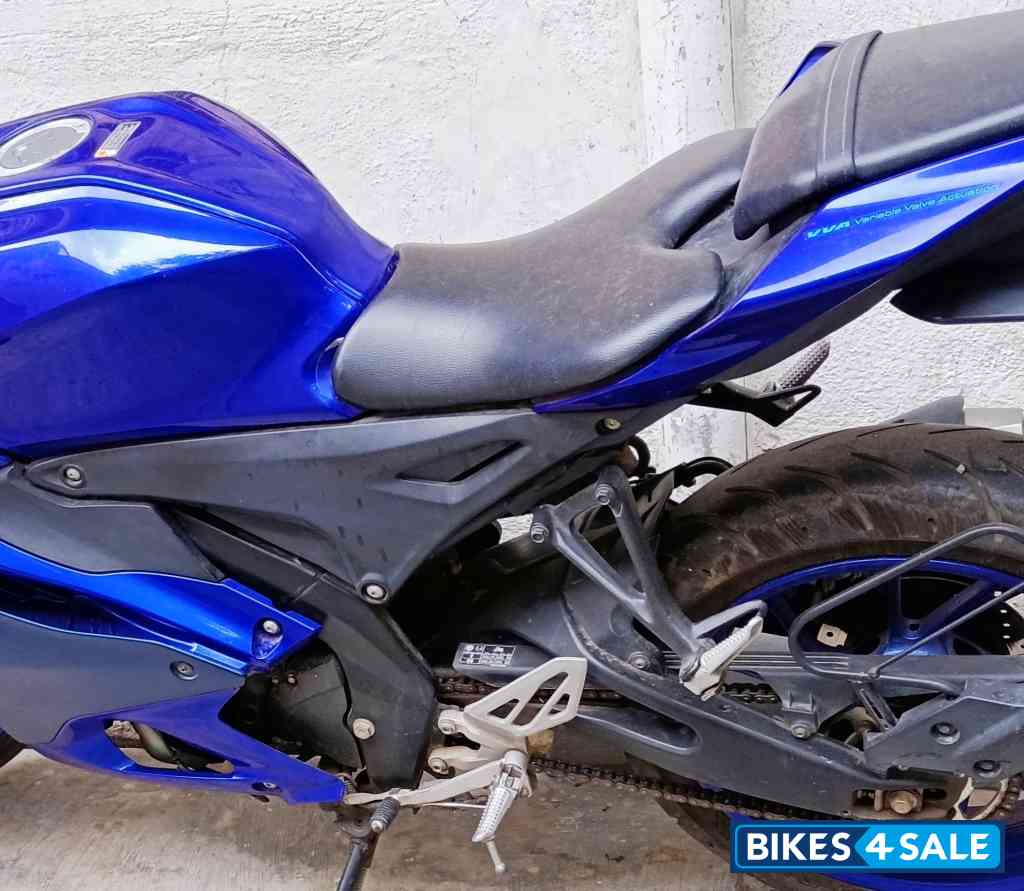 Blue Yamaha R15 V4 Blue Yamaha R15 V4
