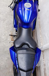 Blue Yamaha R15 V4