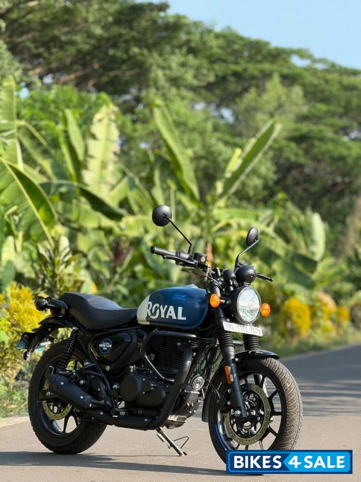 Rebel Blue Royal Enfield Hunter 350 2025 Rebel Blue Royal Enfield Hunter 350 2025