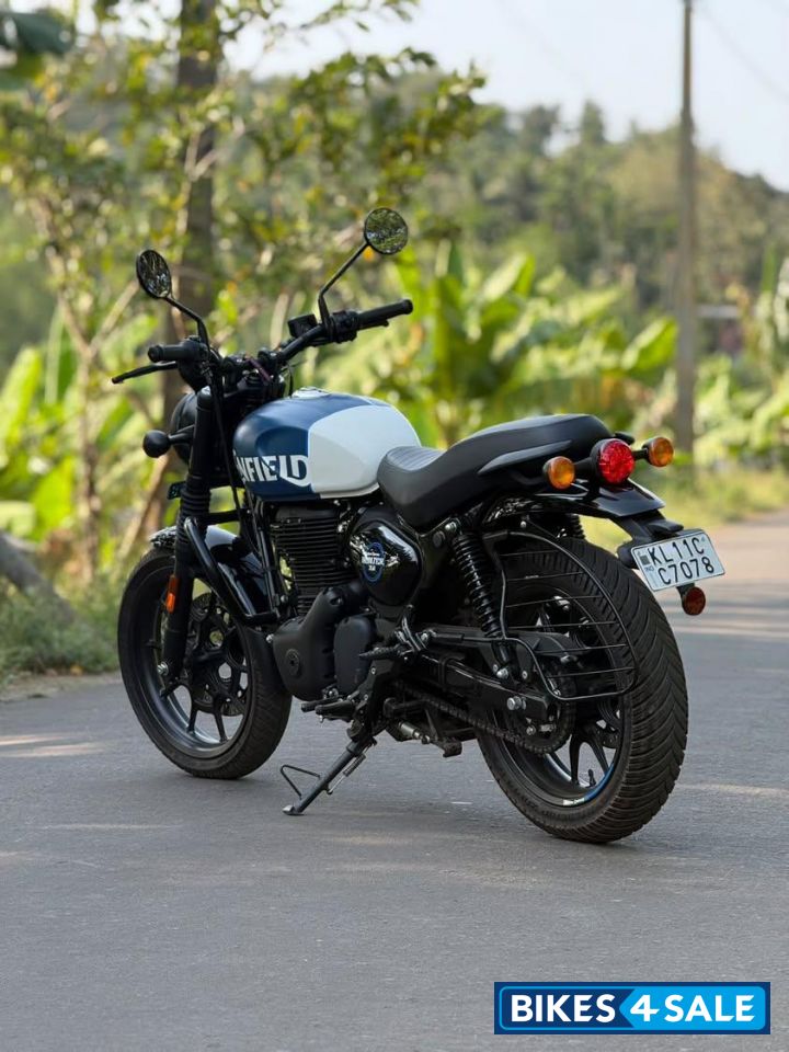 Rebel Blue Royal Enfield Hunter 350 2025 Rebel Blue Royal Enfield Hunter 350 2025