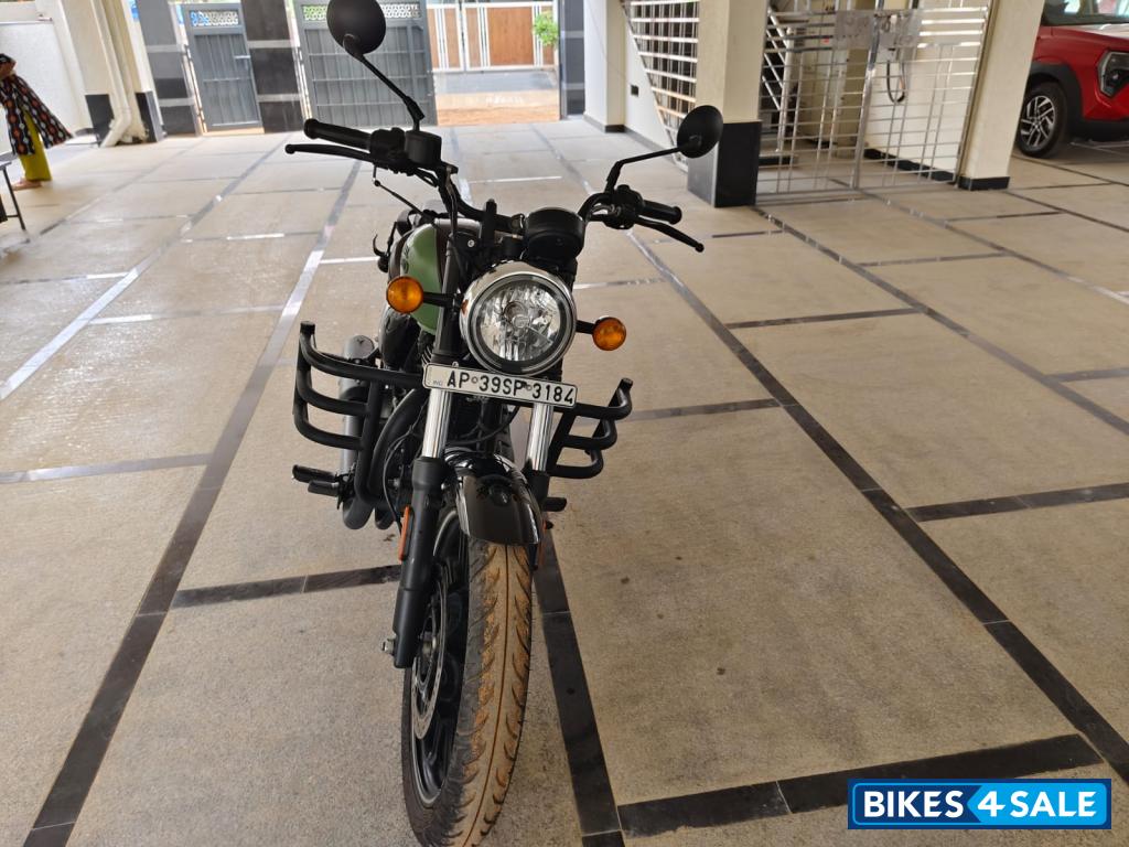 Royal Enfield Meteor 350 Fireball