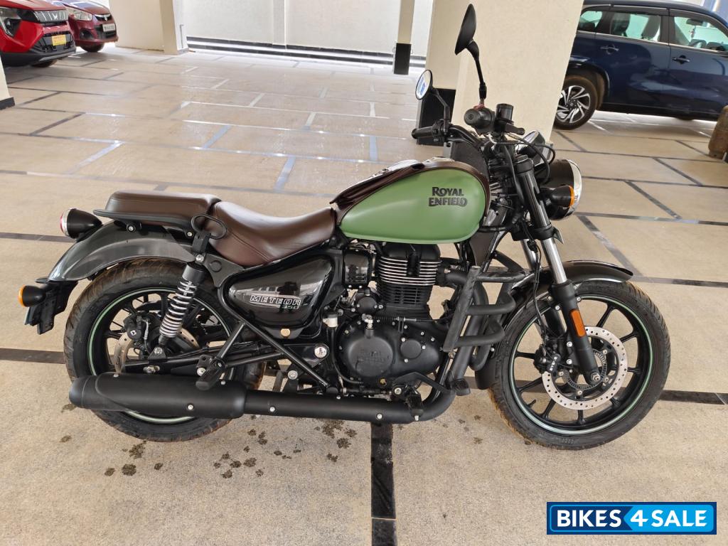 Royal Enfield Meteor 350 Fireball