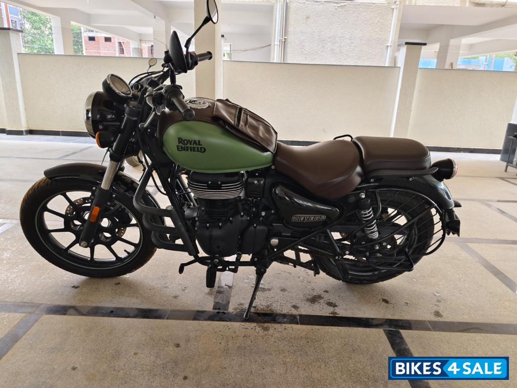 Royal Enfield Meteor 350 Fireball