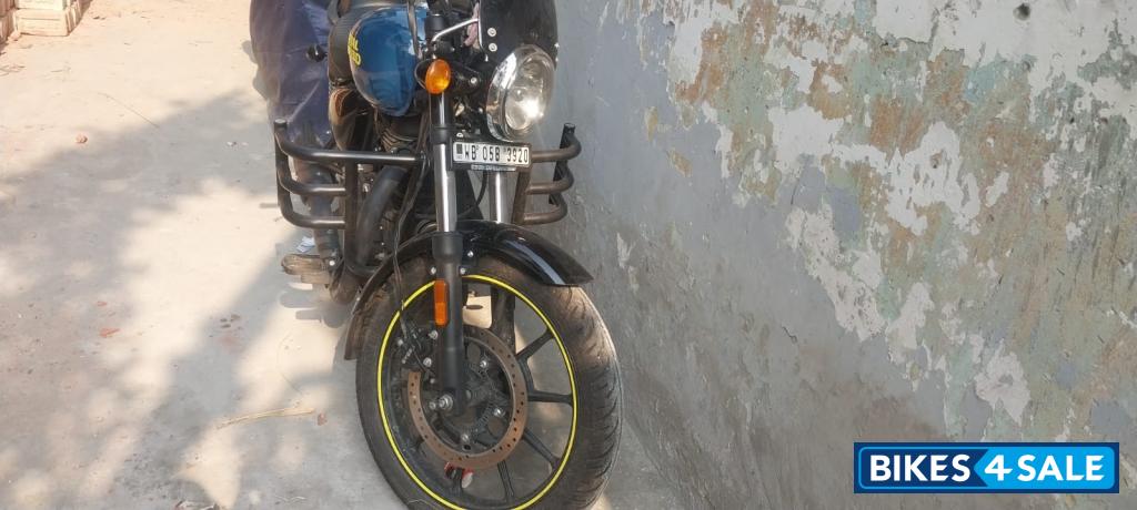 Royal Enfield Meteor 350 Fireball 2025