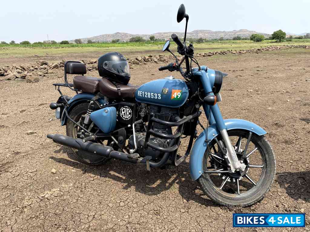 Royal Enfield Classic Signals Airborne Blue