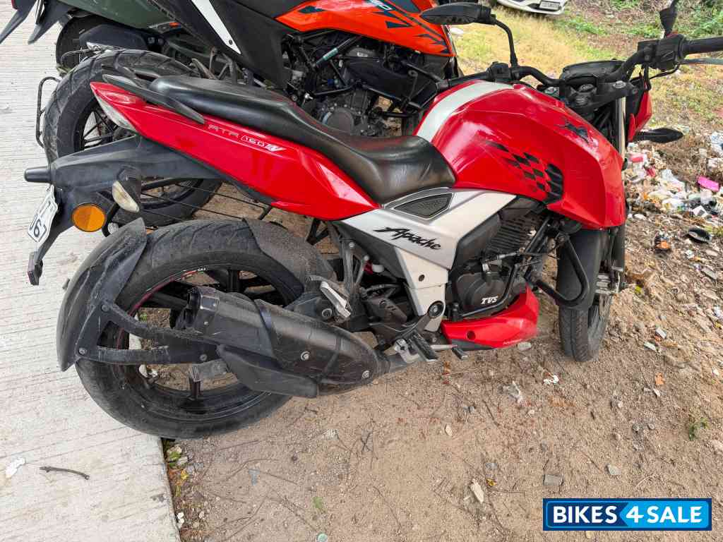 Racing Red TVS Apache RTR 160 4V