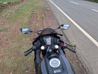 Yamaha R15 V4