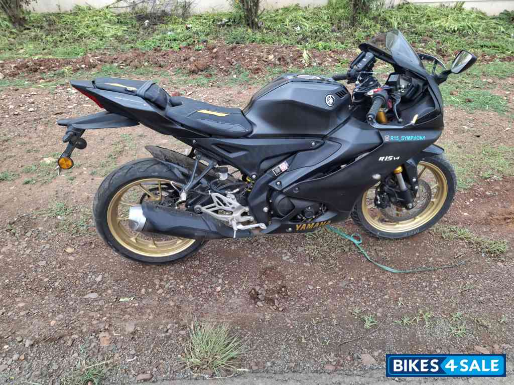 Yamaha R15 V4 Yamaha R15 V4