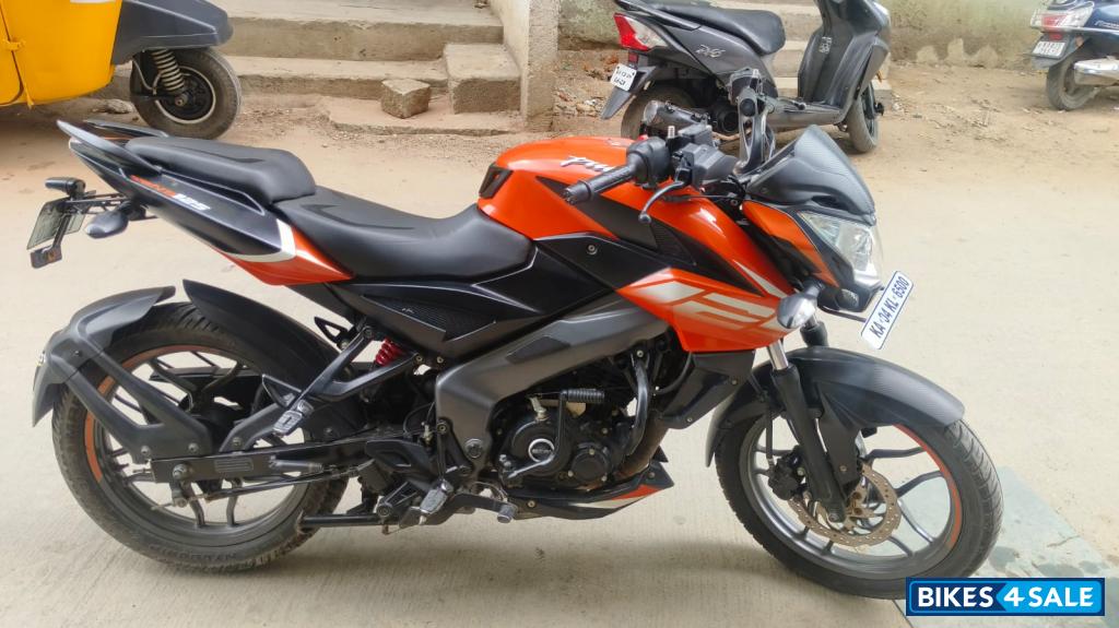 Fierry Orange Bajaj Pulsar NS125 BS6 Fierry Orange Bajaj Pulsar NS125 BS6