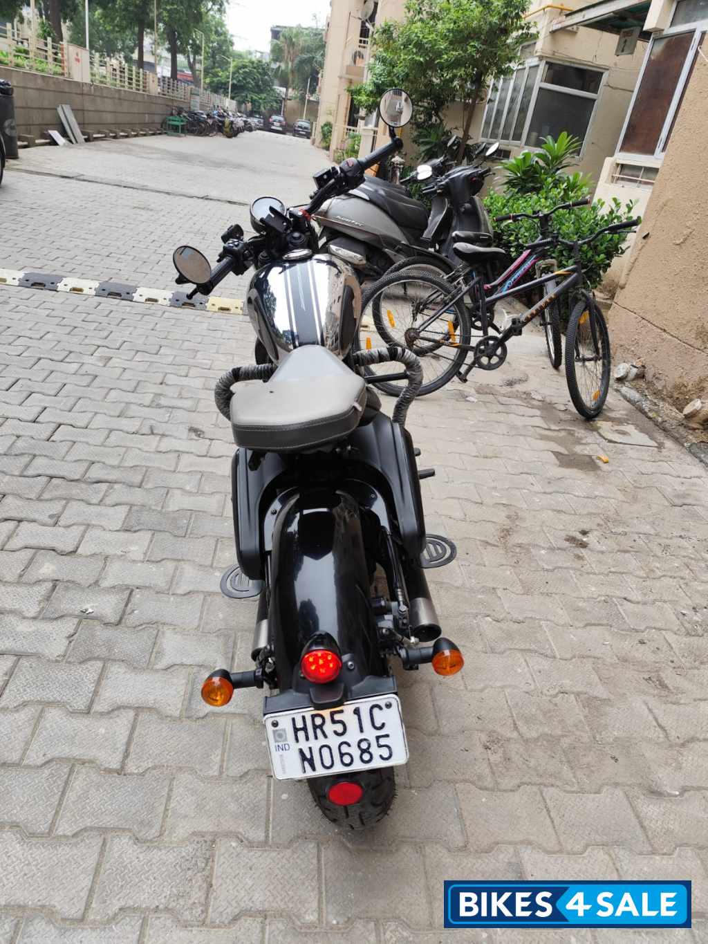 Jawa 42 Bobber Black Mirror Jawa 42 Bobber Black Mirror