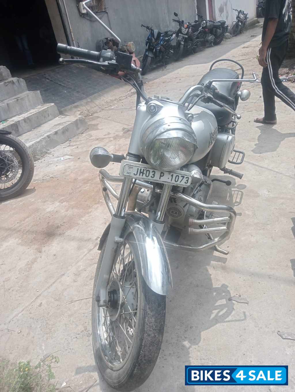 Silver Royal Enfield Bullet Electra Silver Royal Enfield Bullet Electra