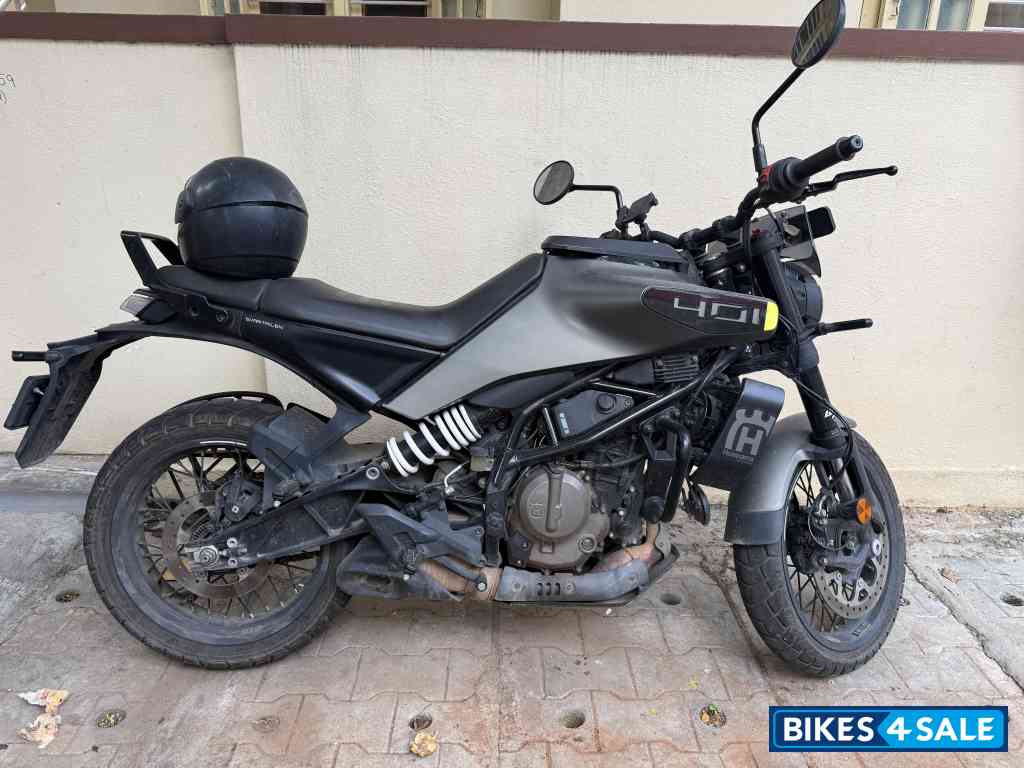 Husqvarna Svartpilen 401 2024
