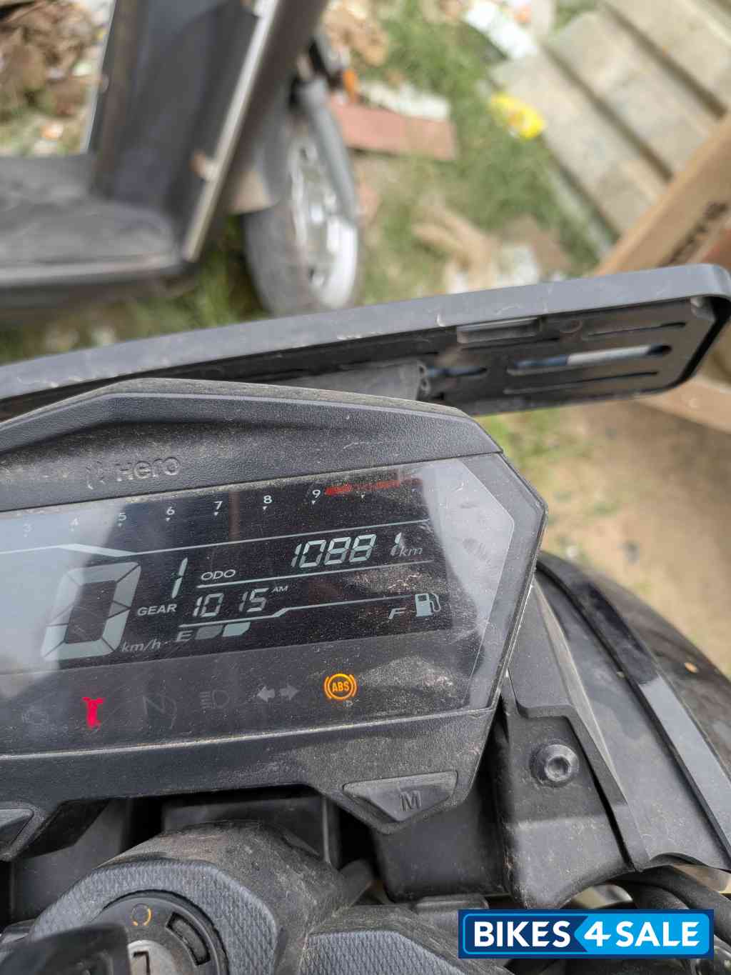 Black Hero Xtreme 125R