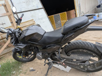 Black Hero Xtreme 125R