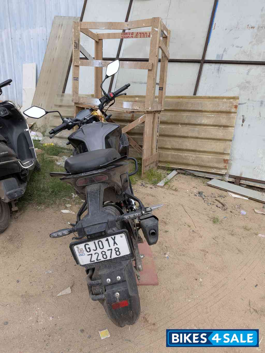 Black Hero Xtreme 125R Black Hero Xtreme 125R