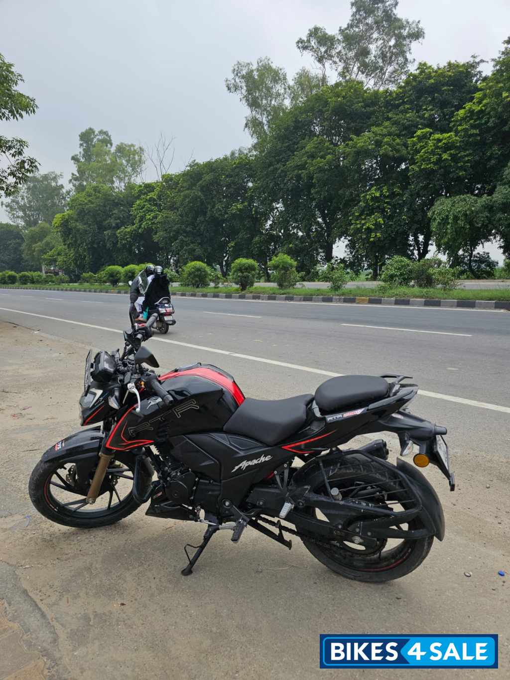 TVS Apache RTR 200 4V 2022