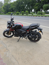 TVS Apache RTR 200 4V 2022