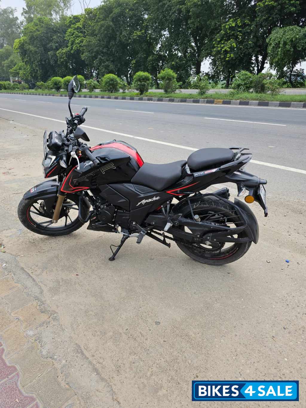 TVS Apache RTR 200 4V 2022 TVS Apache RTR 200 4V 2022