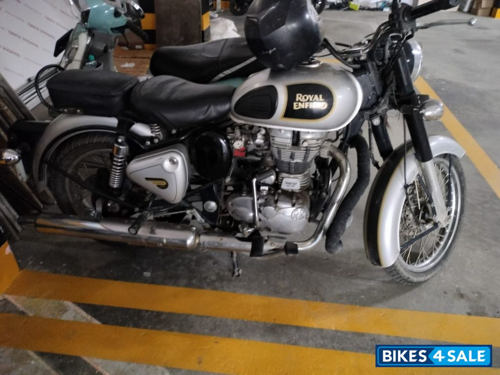 Royal Enfield Classic 500