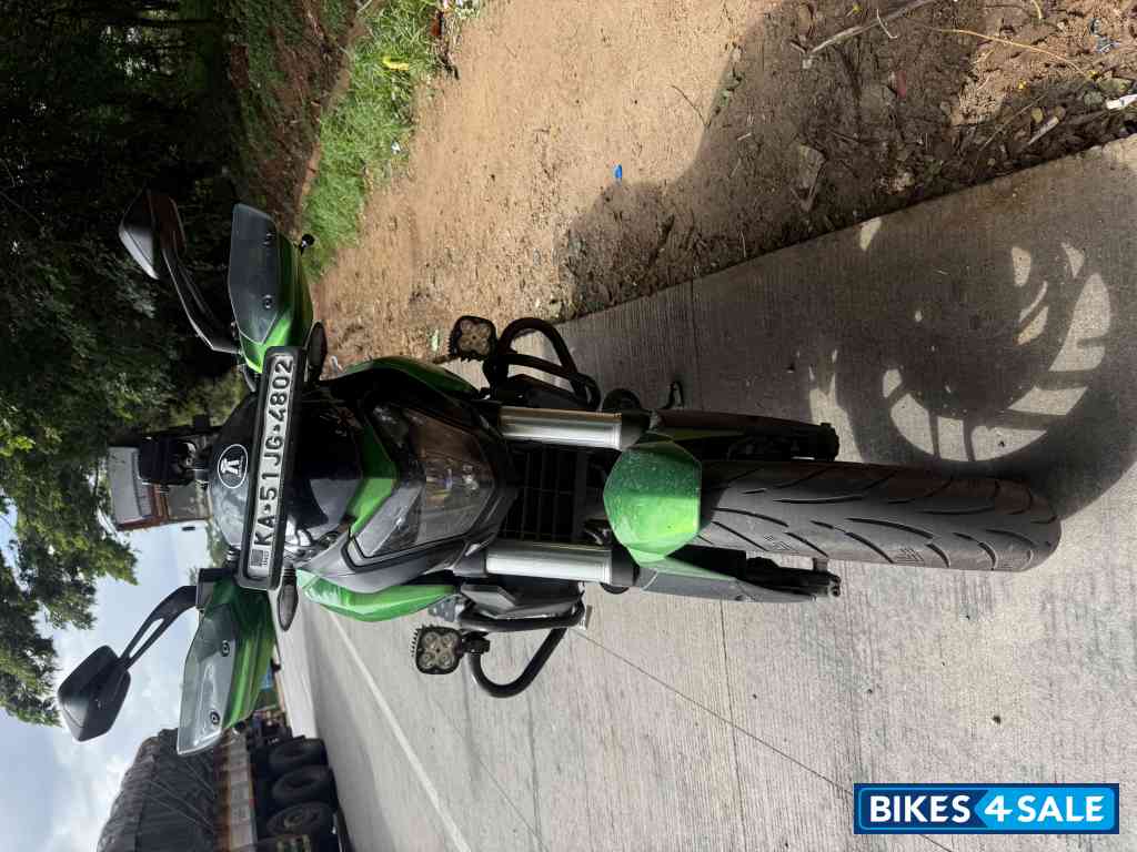 Bajaj Dominar 400 ABS BS6