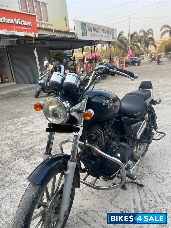 Royal Enfield Thunderbird 350 Royal Enfield Thunderbird 350