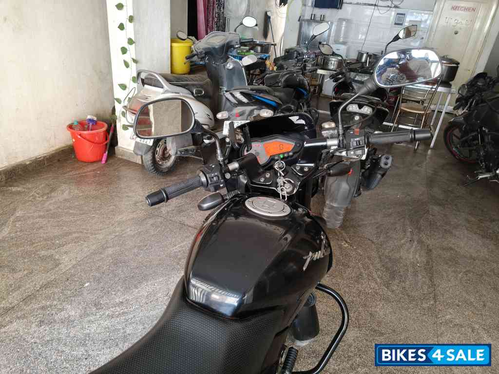 Bajaj Pulsar 150 Single Disc UG Bajaj Pulsar 150 Single Disc UG