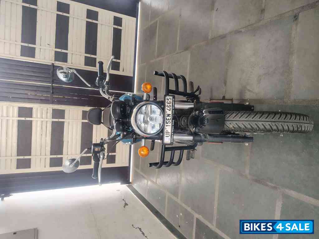 Royal Enfield Meteor 350 Supernova