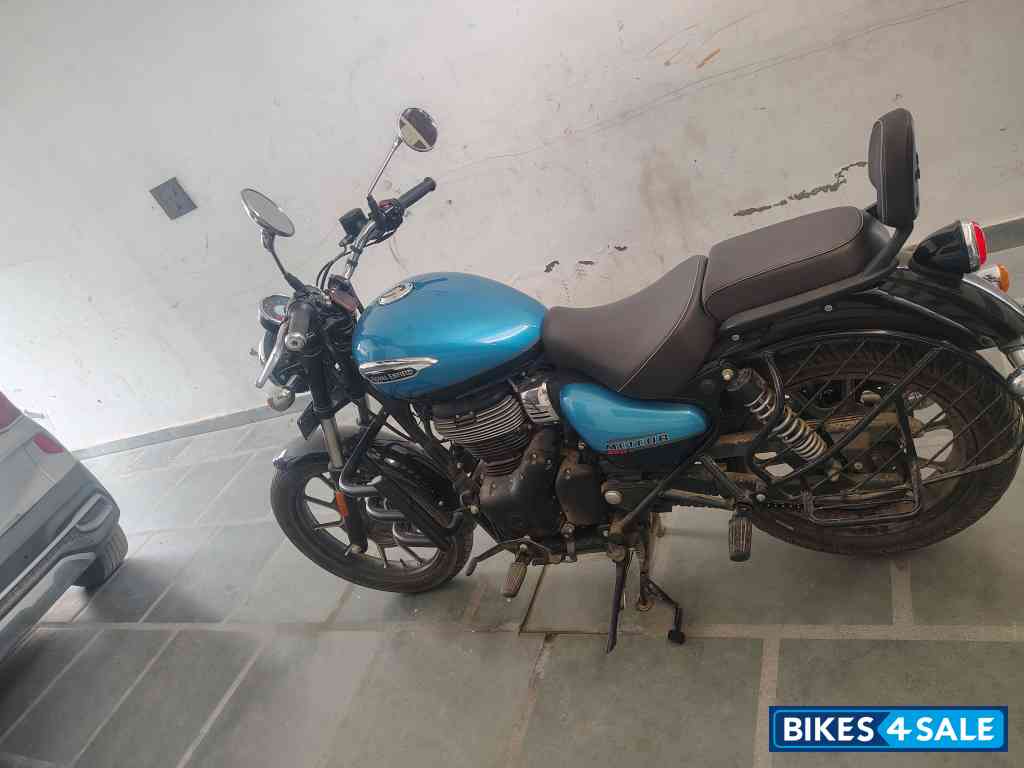 Royal Enfield Meteor 350 Supernova Royal Enfield Meteor 350 Supernova