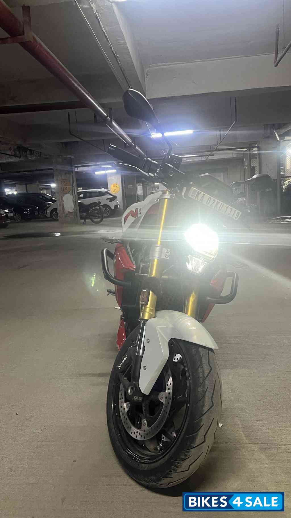 BMW F 900 R