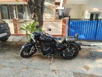 Royal Enfield Classic Stealth Black