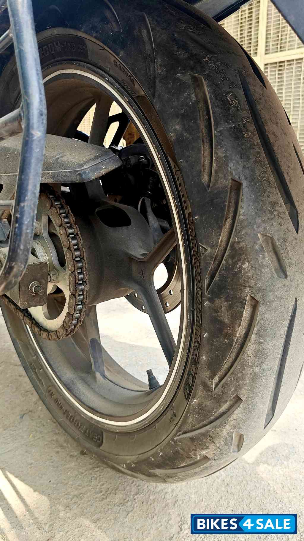 Silver Black Suzuki Intruder 150 FI Silver Black Suzuki Intruder 150 FI