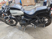 White Royal Enfield Thunderbird X 350