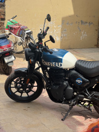 Rebel Blue Royal Enfield Hunter 350 2025