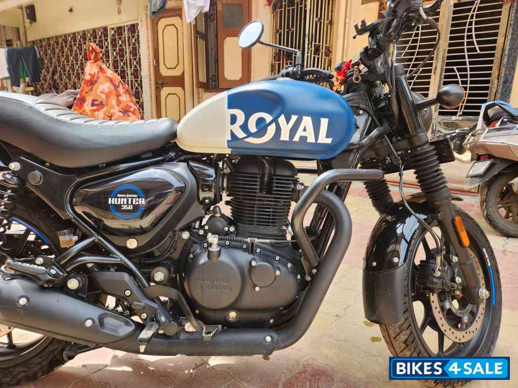 Rebel Blue Royal Enfield Hunter 350 2025