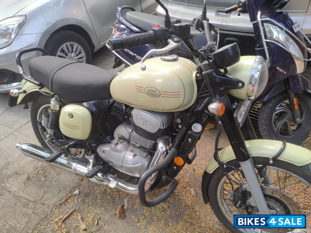 Jawa forty two BS6