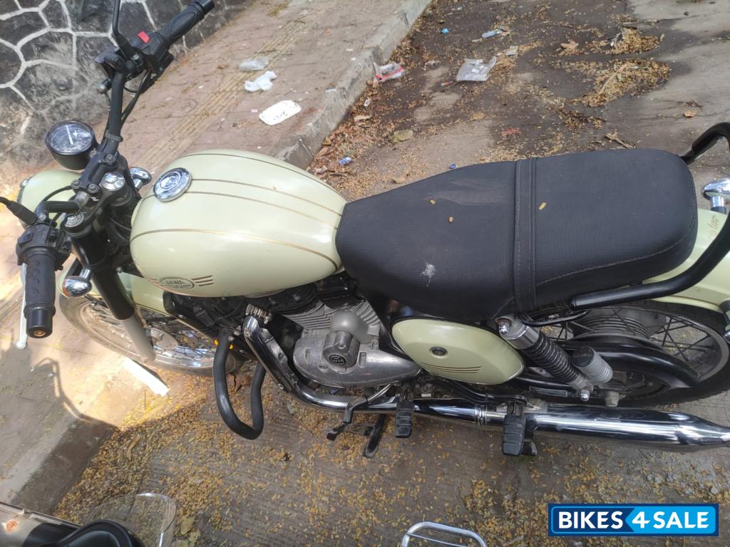 Jawa forty two BS6