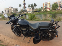Black Royal Enfield Meteor 350 Fireball