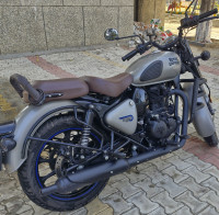 Gun Metal Grey Royal Enfield Classic Gunmetal Grey