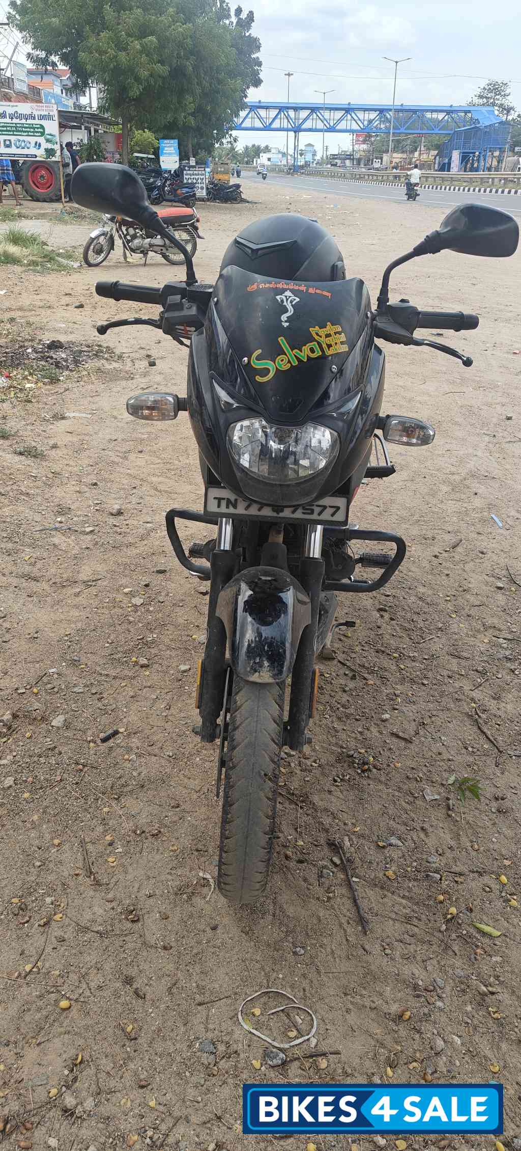 Black Bajaj Pulsar 125 Neon