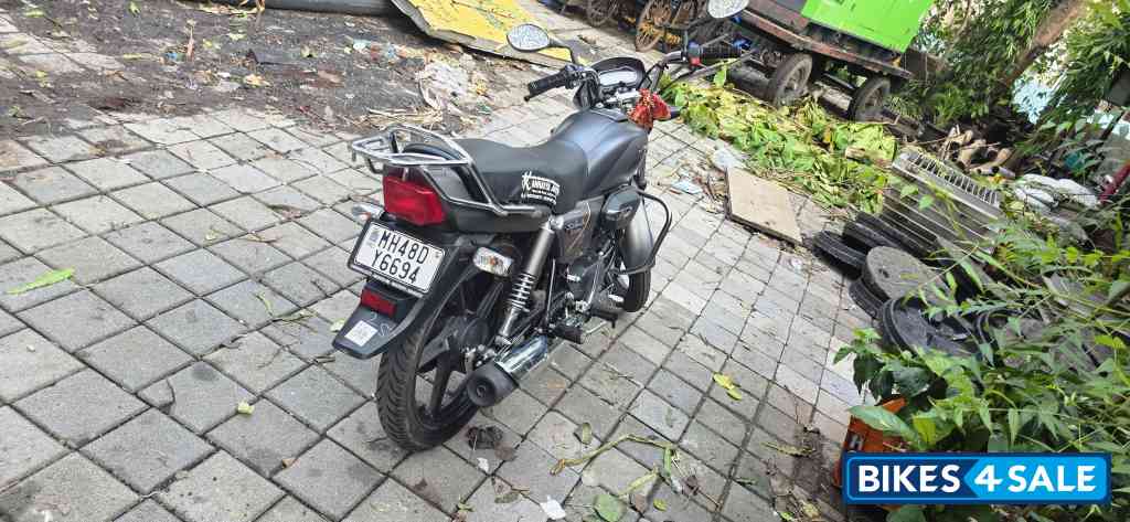 Met Grey Hero Super Splendor XTEC 2025