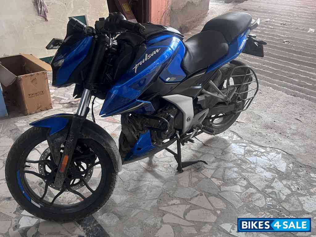 Bajaj Pulsar N160 Dual Channel ABS